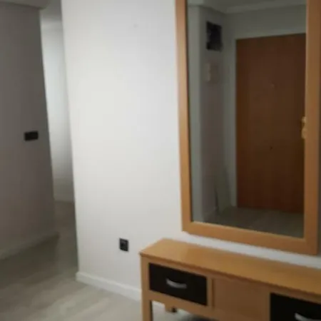 Lägenhet Apartamento En Bioparc Y Hospital General *
